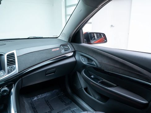 Used 2015 Chevrolet SS RWD image 12