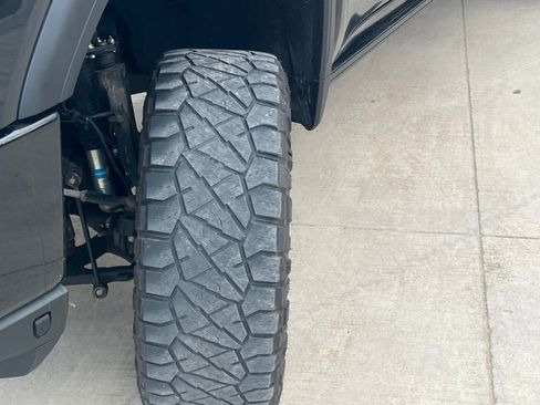 Used 2021 GMC Sierra 2500 Denali w/ Denali Black Diamond Edition image 9