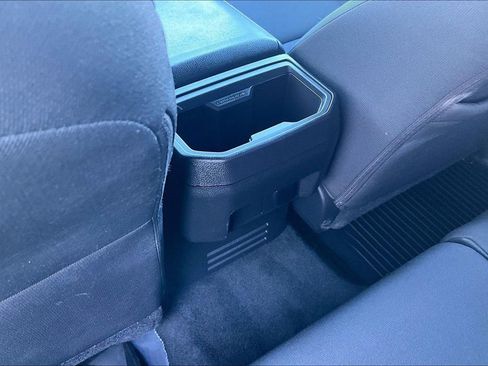 Used 2024 Toyota Tacoma SR5 image 33