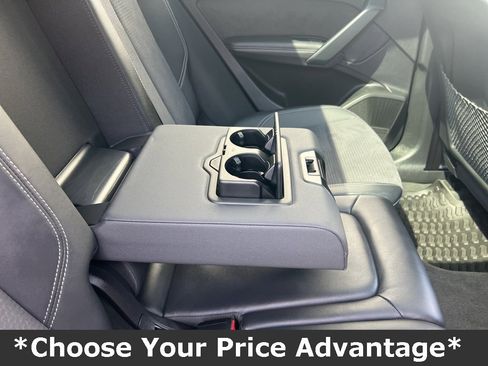 Used 2023 Audi Q5 e Premium Plus w/ Premium Plus Package image 23