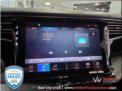 Used 2023 Jeep Grand Wagoneer Series III w/ Rear Seat Video Group 1 AWD/4WD image 36
