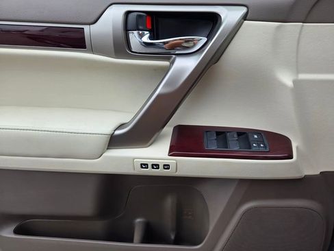 Used 2019 Lexus GX 460 Premium w/ Premium Package AWD/4WD image 31