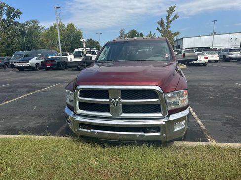 Used 2018 RAM 3500 Tradesman w/ Chrome Appearance Group AWD/4WD image 5