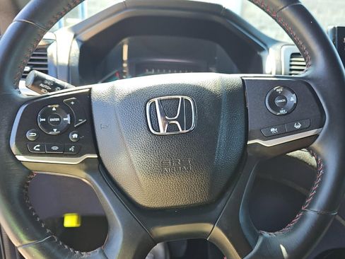 Used 2024 Honda Odyssey Touring image 8