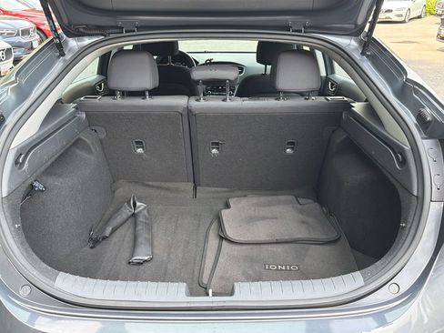Used 2019 Hyundai Ioniq SEL FWD image 6