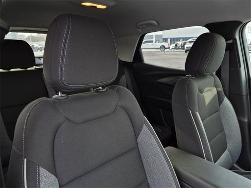 Certified 2025 Chevrolet TrailBlazer LS w/ LS Convenience Package image 11