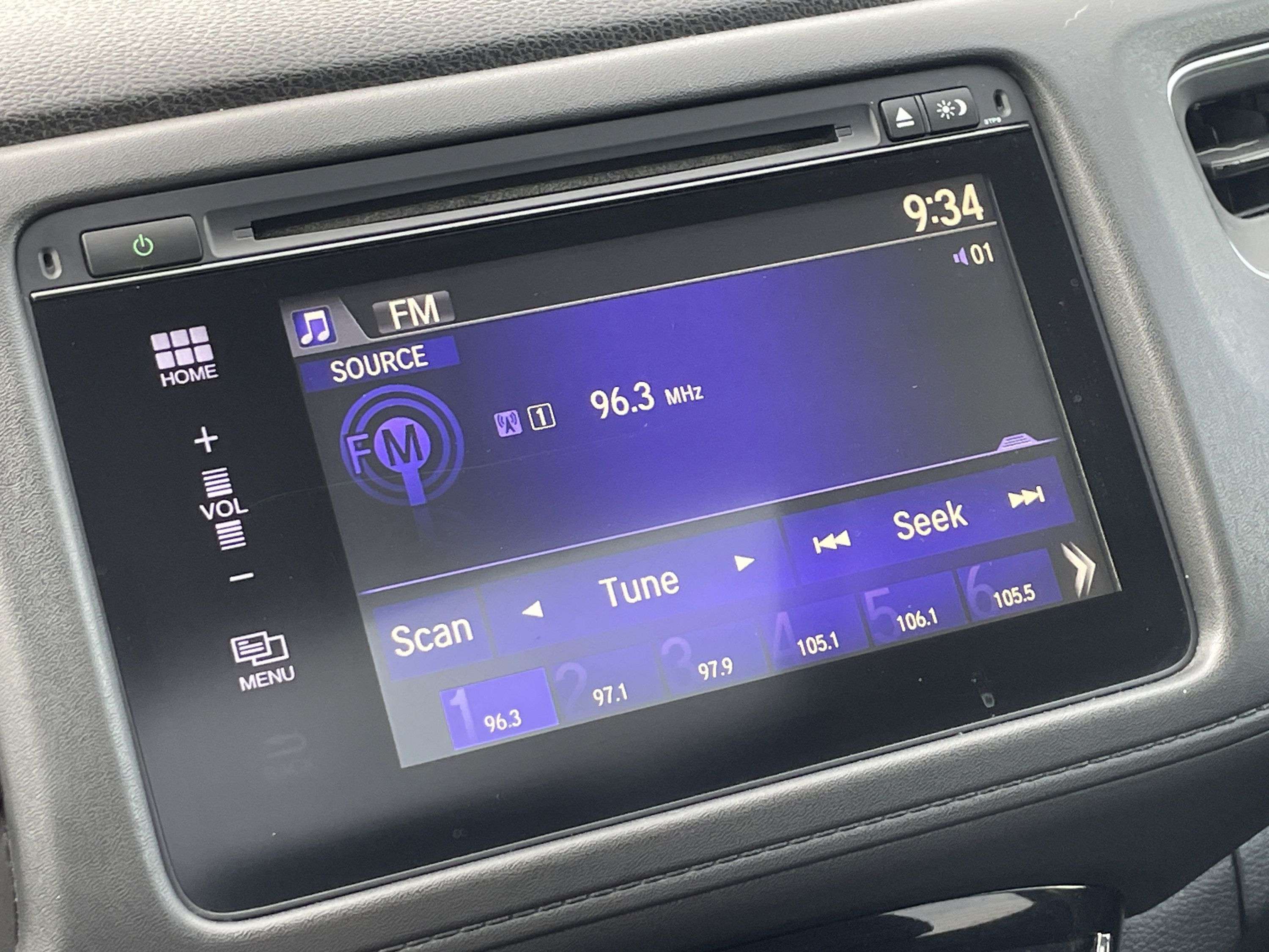 Used 2018 Honda HR-V EX image 17