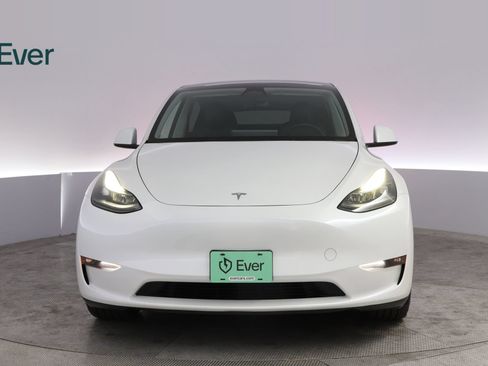 Used 2023 Tesla Model Y Long Range AWD/4WD image 12