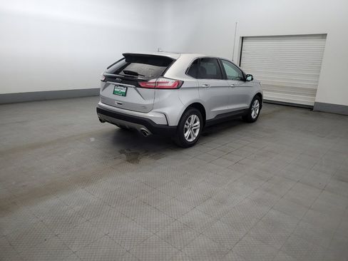 Used 2019 Ford Edge SEL w/ Equipment Group 201A AWD/4WD image 9