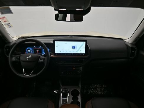 Used 2025 Ford Bronco Sport Outer Banks w/ Outer Banks Tech Package+ image 14