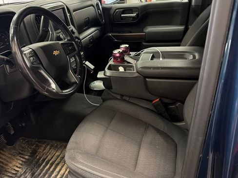 Used 2019 Chevrolet Silverado 1500 LT w/ All-Star Edition AWD/4WD image 2
