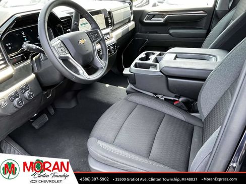 Certified 2024 Chevrolet Silverado 1500 LT AWD/4WD image 16