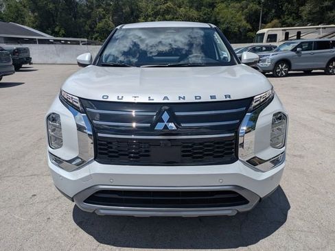 New 2026 Mitsubishi Outlander SE FWD image 9