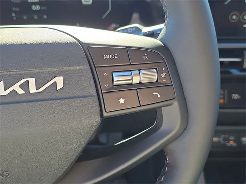 New 2026 Kia Sportage SX image 36