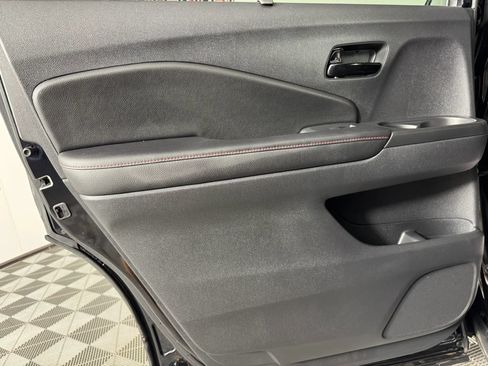 Used 2024 Honda Passport Black Edition image 46