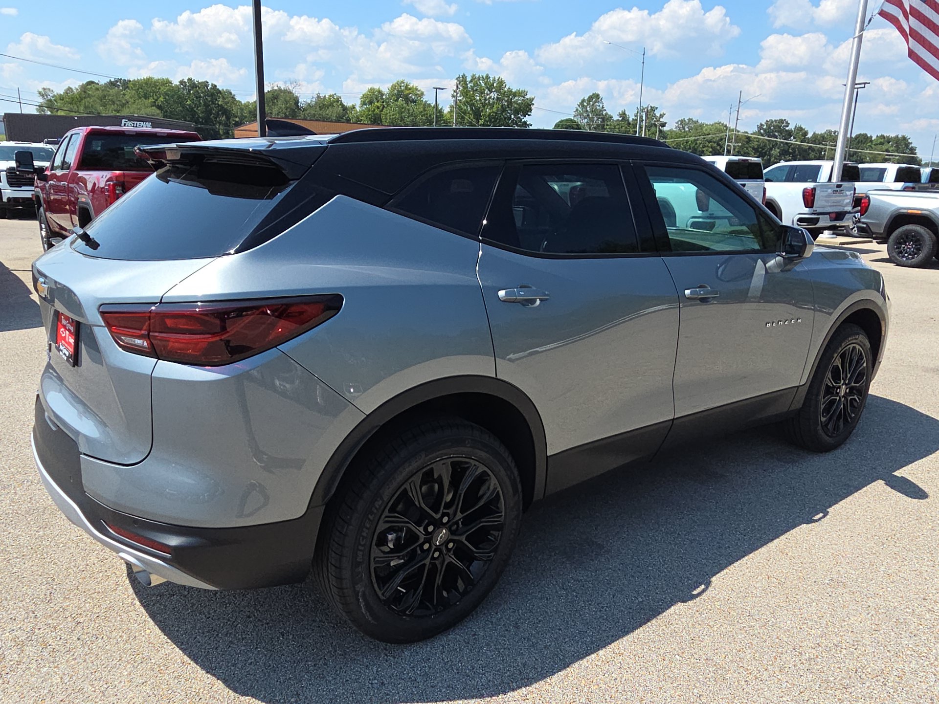 New 2026 Chevrolet Blazer LT w/ Convenience Package FWD image 8