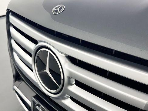 New 2026 Mercedes-Benz GLS 450 4MATIC image 13