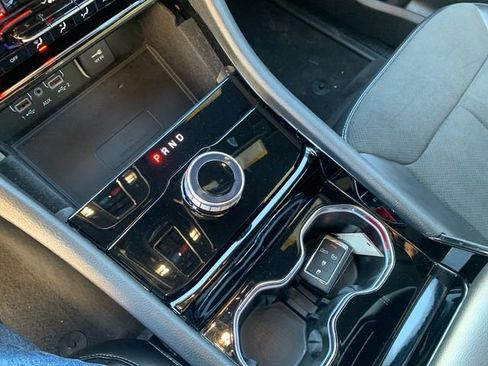 Used 2023 Jeep Grand Cherokee Altitude image 36