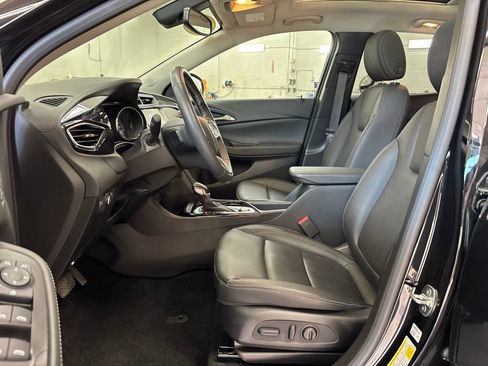 Used 2023 Buick Encore GX Essence w/ Experience Buick Package FWD image 16