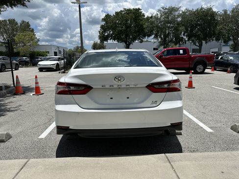 Used 2023 Toyota Camry LE AWD/4WD image 7