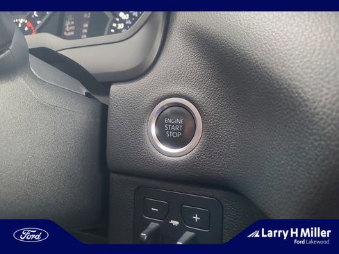 Used 2023 Toyota Tundra Limited w/ Power Package image 29