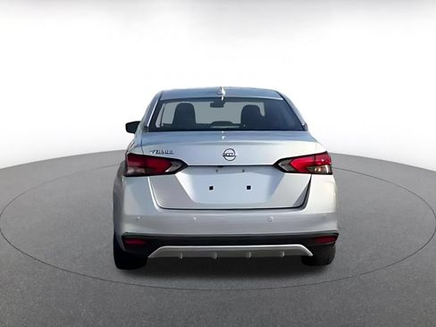 Used 2025 Nissan Versa SV FWD image 10