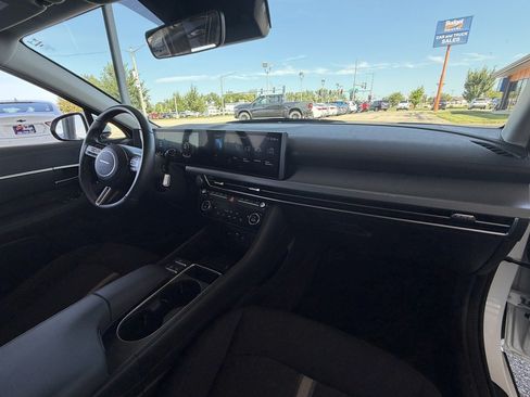 Used 2026 Hyundai Sonata SEL FWD image 25