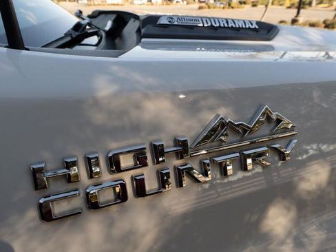 Used 2024 Chevrolet Silverado 2500 High Country w/ Max Trailering Package image 44