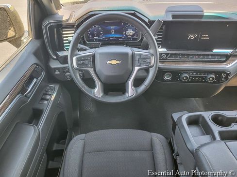 Certified 2024 Chevrolet Silverado 1500 LT AWD/4WD image 13
