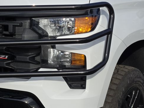New 2026 Chevrolet Silverado 1500 Custom Trail Boss AWD/4WD image 6