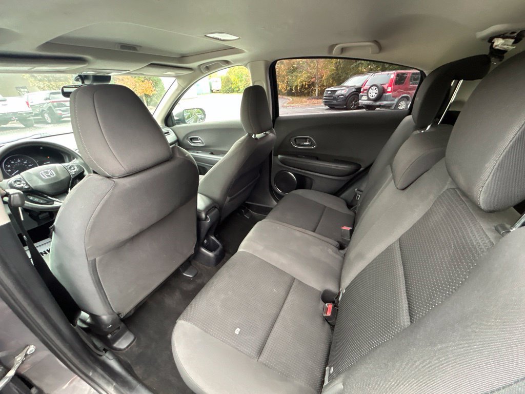 Used 2021 Honda HR-V EX image 24