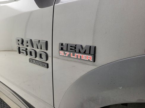 Used 2019 RAM 1500 Classic Warlock image 27