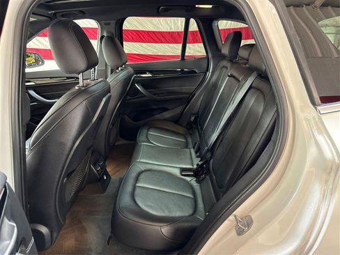 Used 2018 BMW X1 xDrive28i AWD/4WD image 10