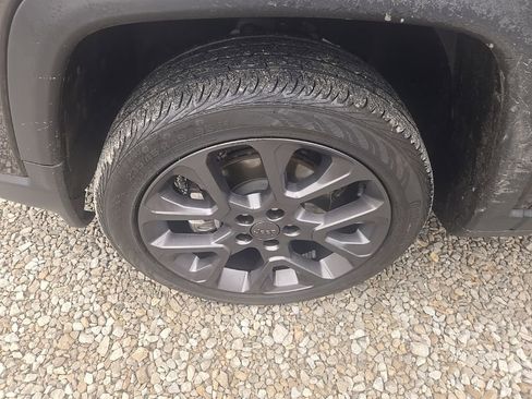 Used 2021 Jeep Compass 80th Special Edition image 3