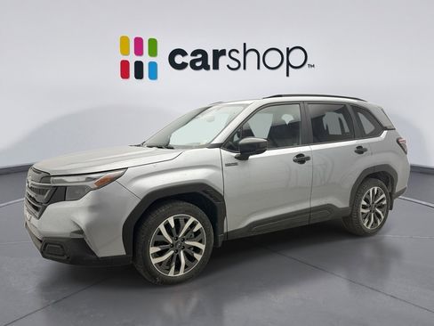 Used 2025 Subaru Forester Touring w/ Protection Package (1PH) image 1