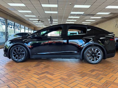 Used 2023 Tesla Model X AWD/4WD image 14