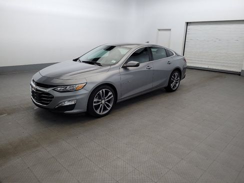 Used 2023 Chevrolet Malibu LT FWD image 2