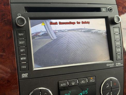 Used 2014 Chevrolet Silverado 2500 LTZ w/ LTZ Plus Package image 17