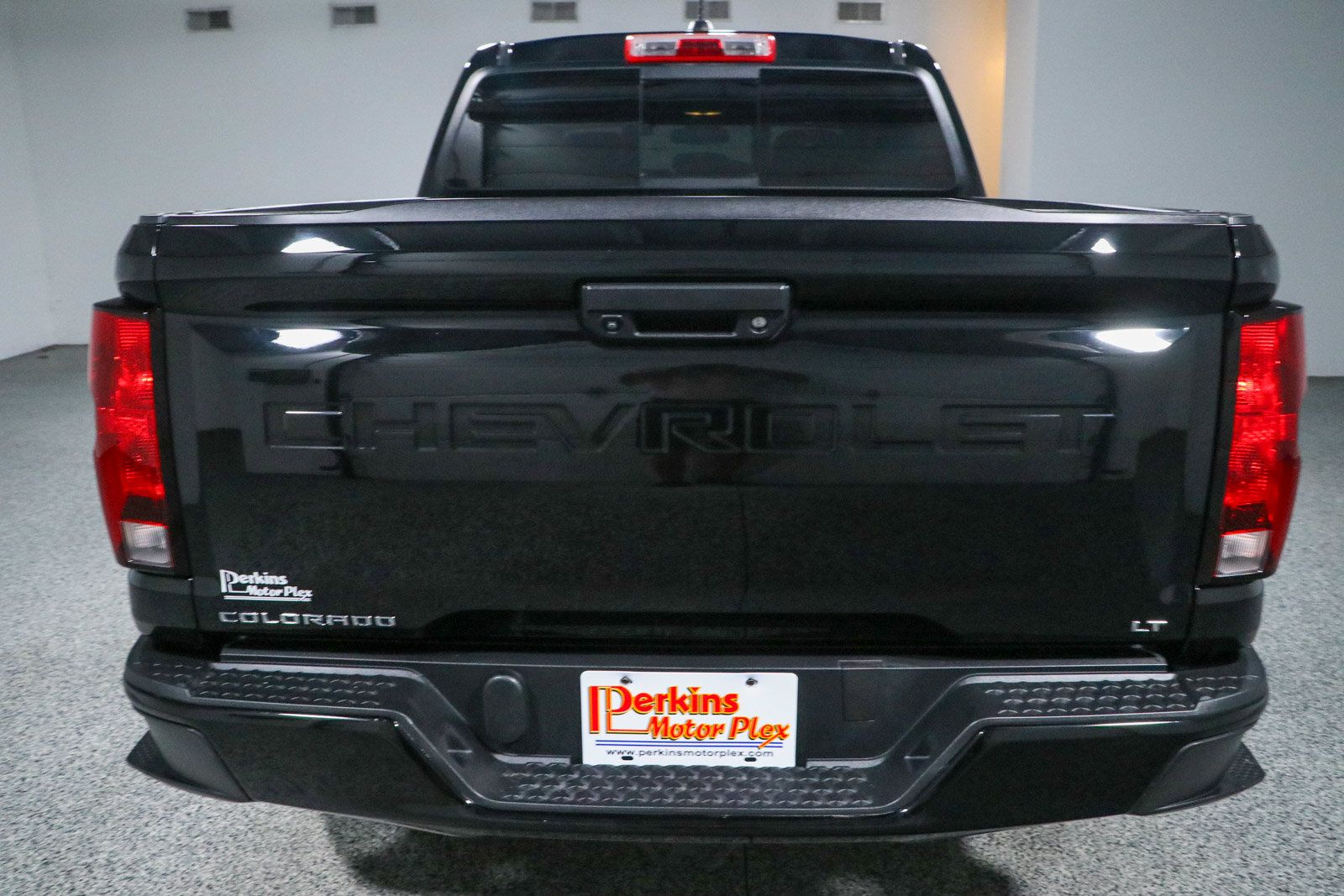 Used 2023 Chevrolet Colorado LT w/ LT Convenience Package AWD/4WD image 8