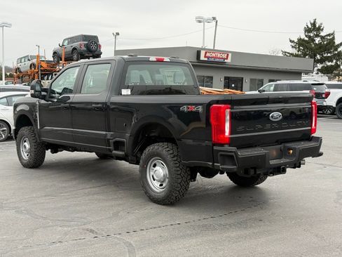 New 2026 Ford F250 XL w/ XL Off-Road Package image 3