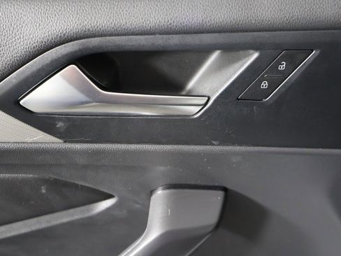 Used 2020 Volkswagen Jetta S w/ Driver Assistance Package image 30