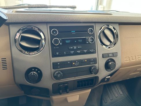 Used 2013 Ford F250 XLT image 17