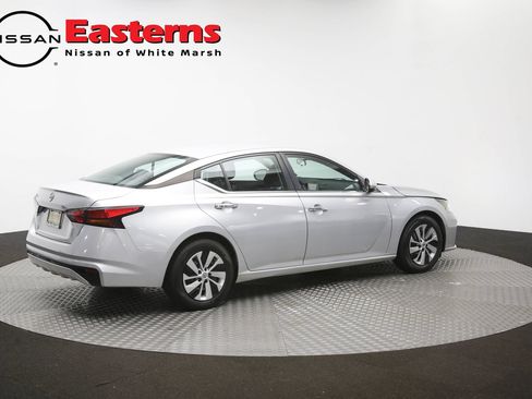 Used 2023 Nissan Altima 2.5 S FWD image 41
