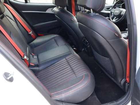 Used 2023 Genesis G70 2.0T w/ Sport Prestige Package RWD image 17