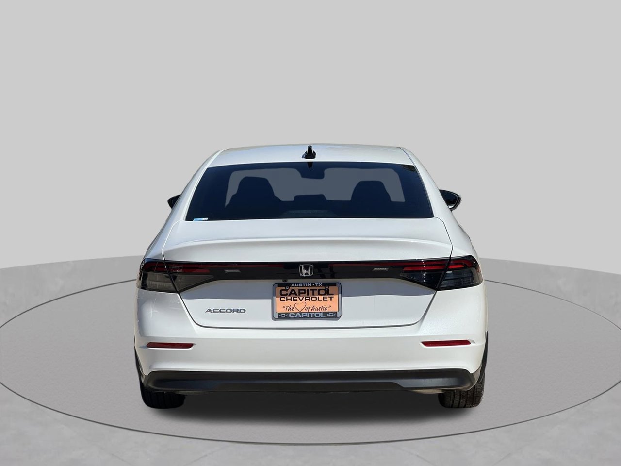 Used 2025 Honda Accord LX image 4