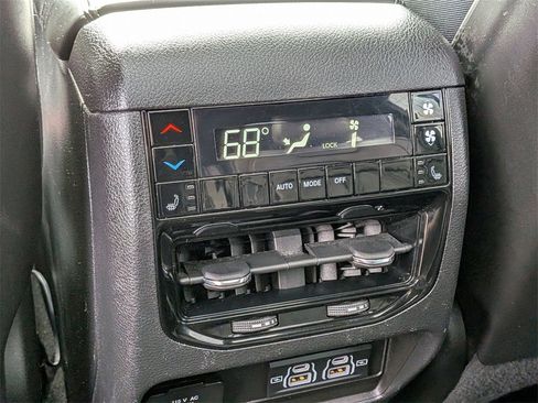 Used 2023 Jeep Grand Cherokee L Overland image 30