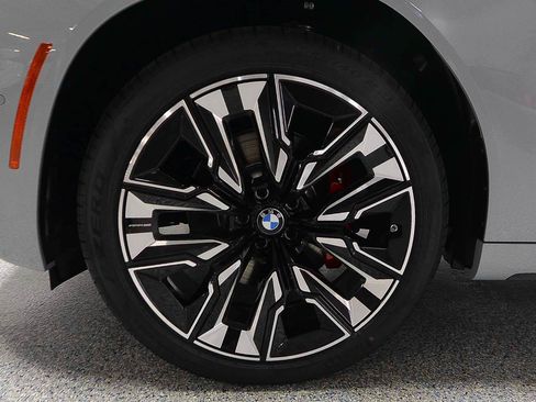 Used 2025 BMW X3 xDrive30i AWD/4WD image 5