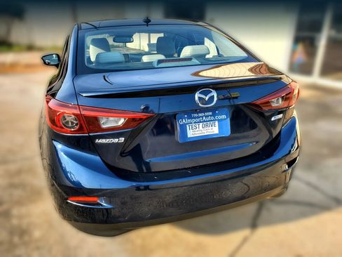 Used 2015 MAZDA MAZDA3 s Grand Touring w/ Technology Package FWD image 13