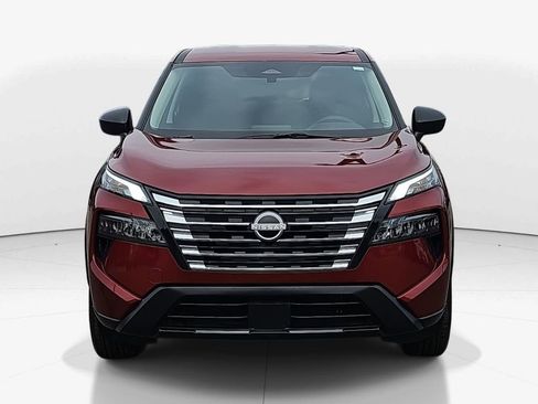 Used 2025 Nissan Rogue S image 11