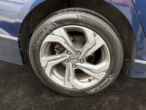 Used 2019 Honda Accord EX image 42